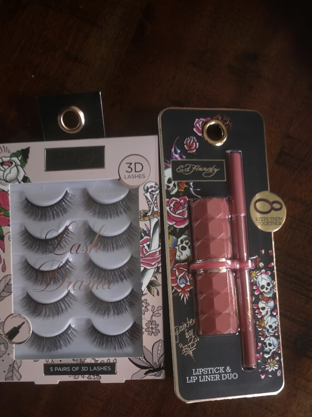 Ed Hardy Lipstick + Liner And Set Of Lashes - Picture 2 of 2